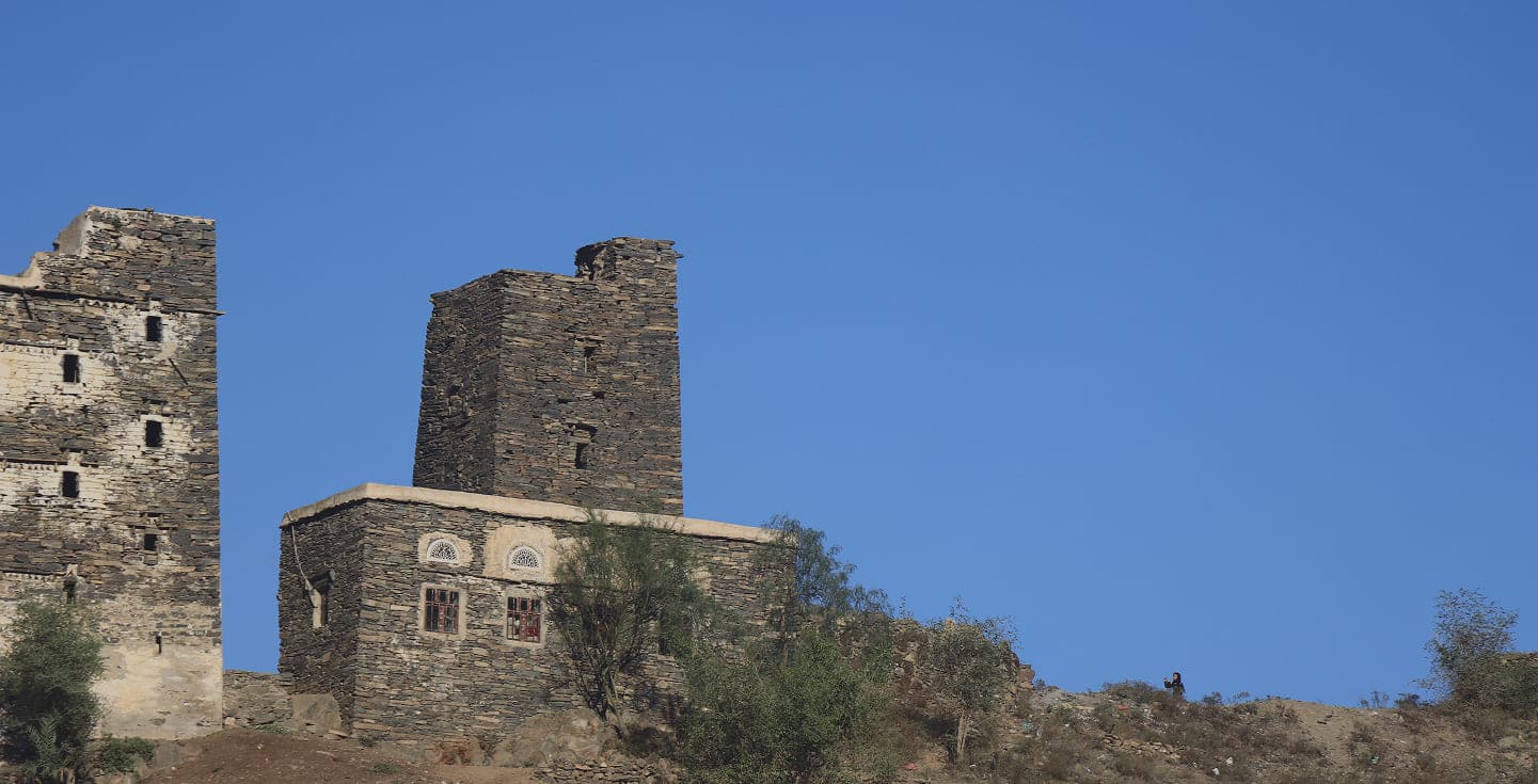 Traditional Yemeni architecture background